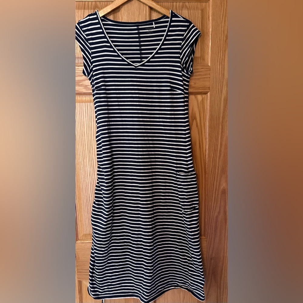 Toad&Co Muse Dress Navy and White Midi Dress Small Travel Pocket